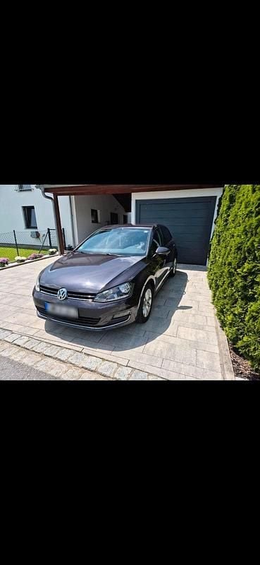 Gebraucht VW Golf VII 86 PS (63 kW) 2016 Grau Kleinwagen