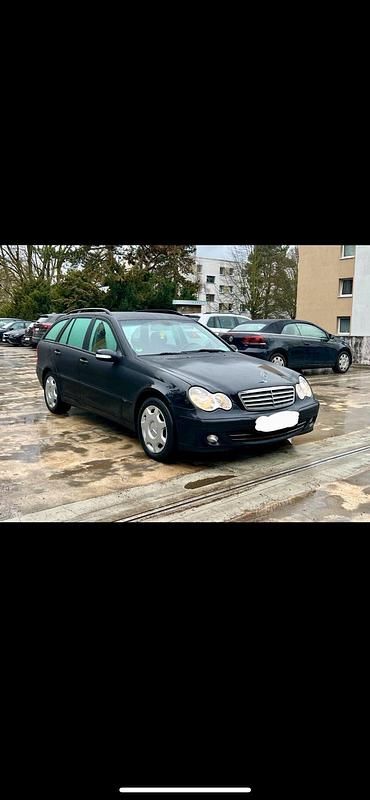 Gebraucht Mercedes C220 150 PS (110 kW) 2004 Schwarz Kombi
