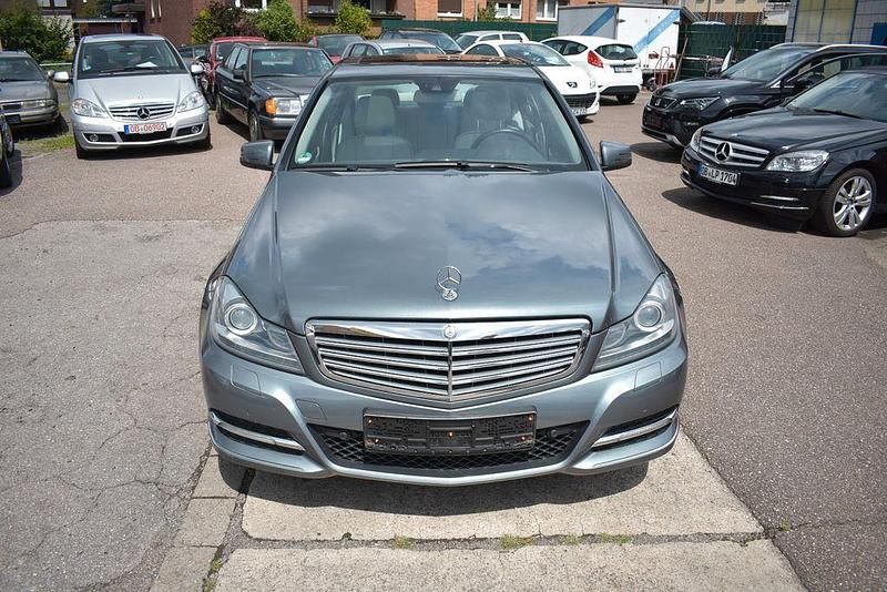 Gebraucht Mercedes C350 306 PS (225 kW) 2011 Grau Limousine
