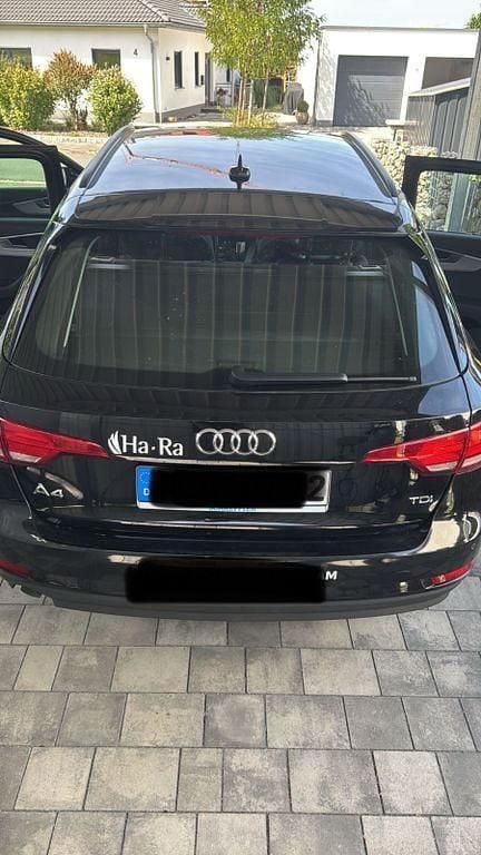 Gebraucht Audi A4 150 PS (110 kW) 2017 Schwarz Kombi
