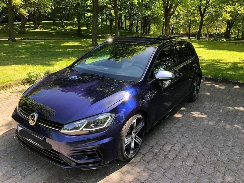 Blau Gebraucht 2017 VW Golf VII R Limousine | 26.900 € (Etwas zu teuer) - Bild 1/4