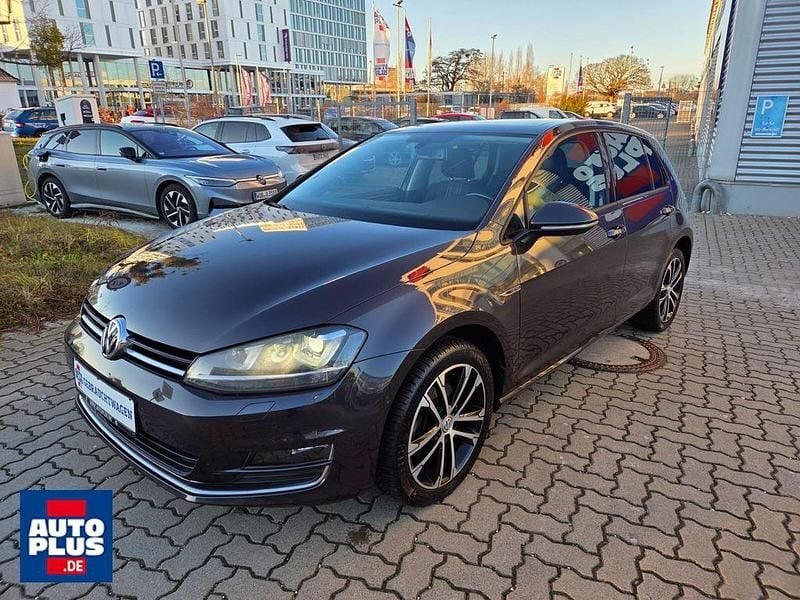 Grau Gebraucht 2015 VW Golf VII LOUNGE Limousine | 9.899 € (Fairer Preis) - Bild 1/4