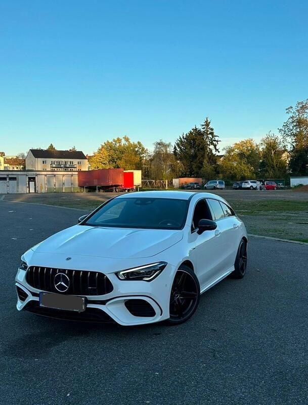 Weiß Gebraucht 2020 Mercedes CLA45 AMG AMG Kombi | 37.000 € (Superpreis) - Bild 1/4