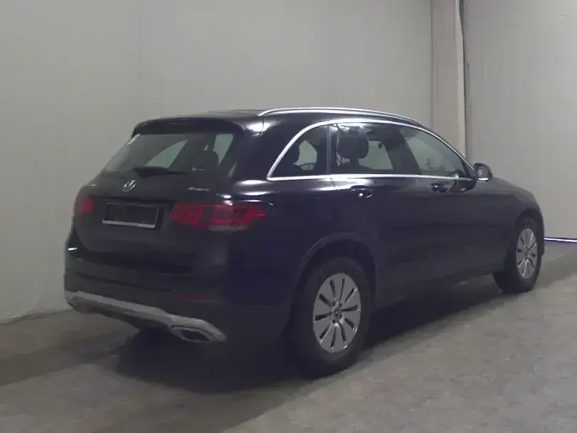 Gebraucht Mercedes GLC220 194 PS (142 kW) 2021 Schwarz SUV