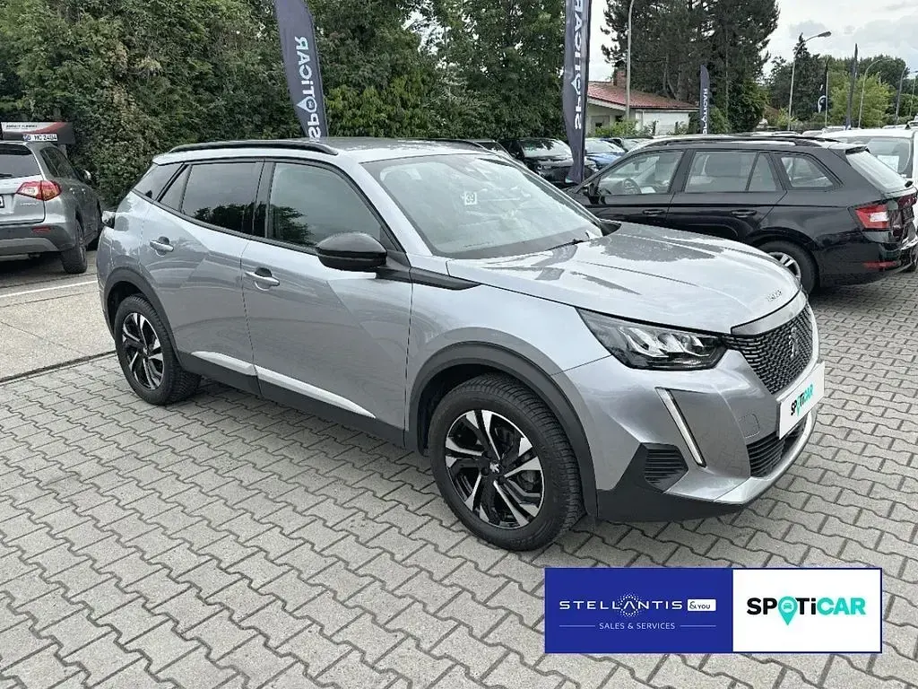Gebraucht Peugeot 2008 Allure 131 PS (96 kW) 2022 Grau SUV
