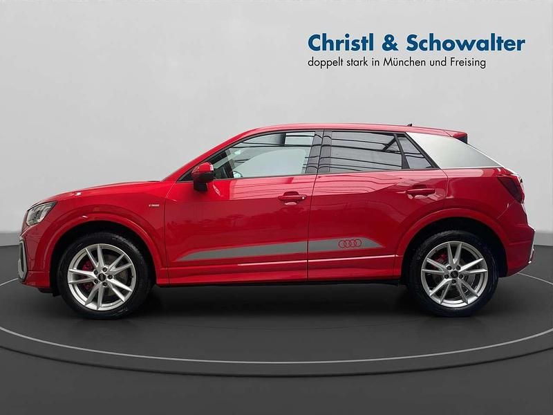 Gebraucht Audi Q2 S-Line 150 PS (110 kW) 2024 Progressivrot metallic SUV