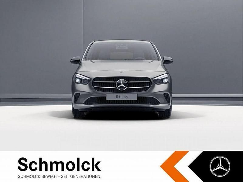 Gebraucht Mercedes B250 Progressive 224 PS (164 kW) 2021 Grau Van / Kleinbus