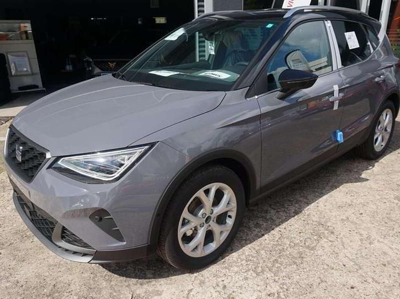 Neu Seat Arona FR 116 PS (85 kW) 2025 Graphengrau SUV