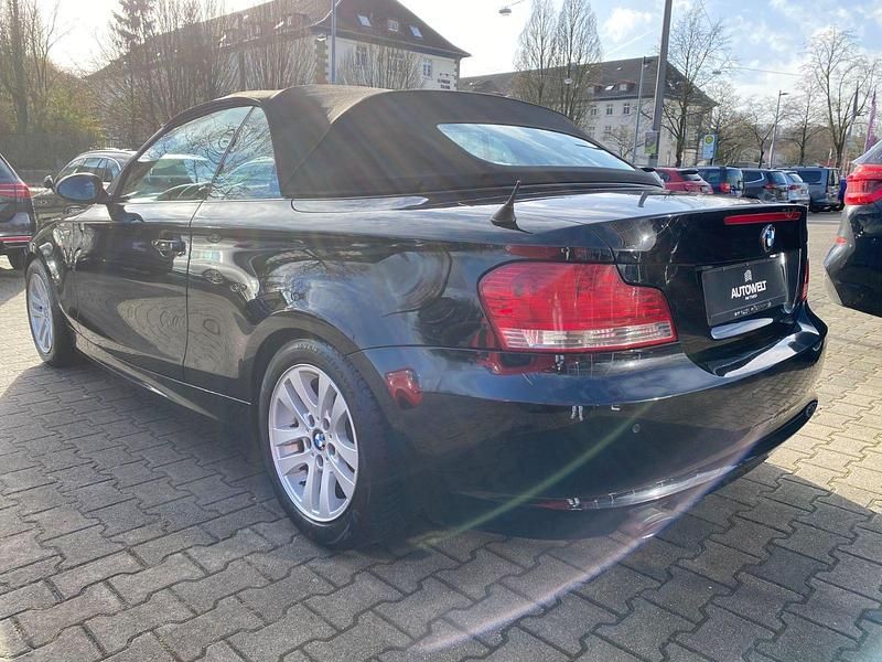 Gebraucht BMW 120 Cabriolet 170 PS (125 kW) 2008 Schwarz Cabrio