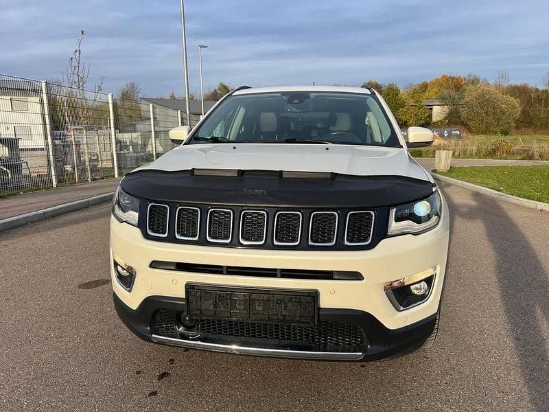 Gebraucht Jeep Compass Limited 170 PS (125 kW) 2018 Weiß SUV