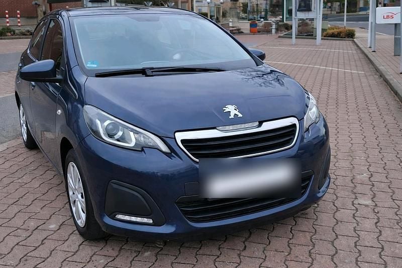 Gebraucht Peugeot 108 70 PS (51 kW) 2014 Blau Kleinwagen