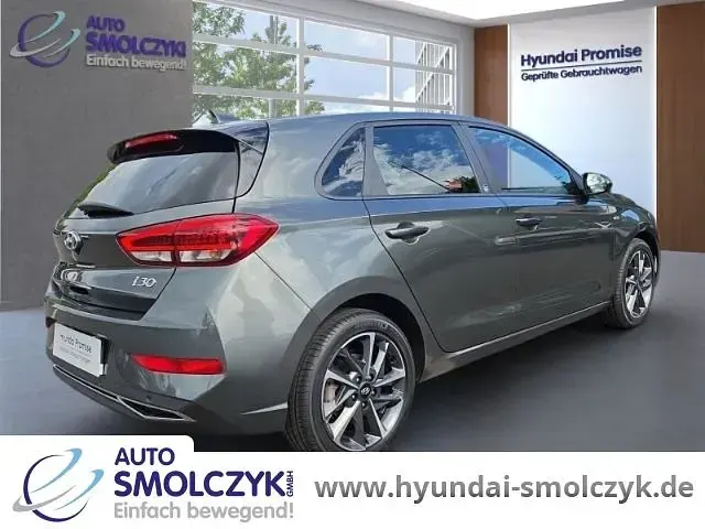 Gebraucht Hyundai i30 Edition 30+ 159 PS (116 kW) 2022 Grau Limousine