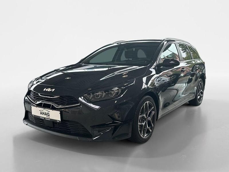 Grau Neu 2025 Kia Ceed Sportswagon Style Kombi | 27.790 € (Etwas zu teuer) - Bild 1/4