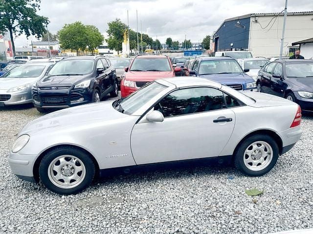 Silber Gebraucht 1997 Mercedes SLK230 Cabrio | 3.990 € (Superpreis) - Bild 1/4