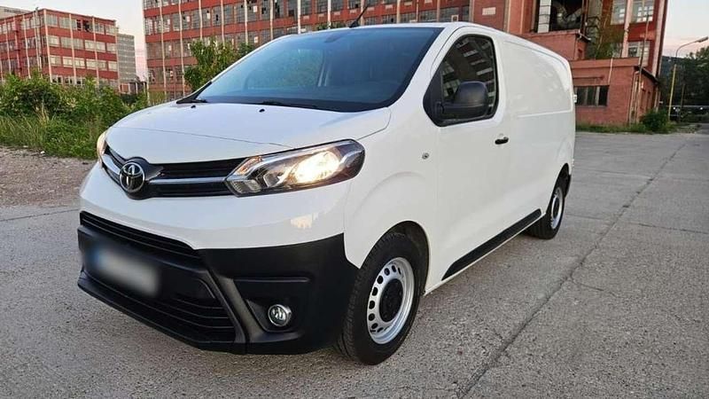 Gebraucht Toyota Proace Comfort 122 PS (89 kW) 2021 Weiß Van / Kleinbus
