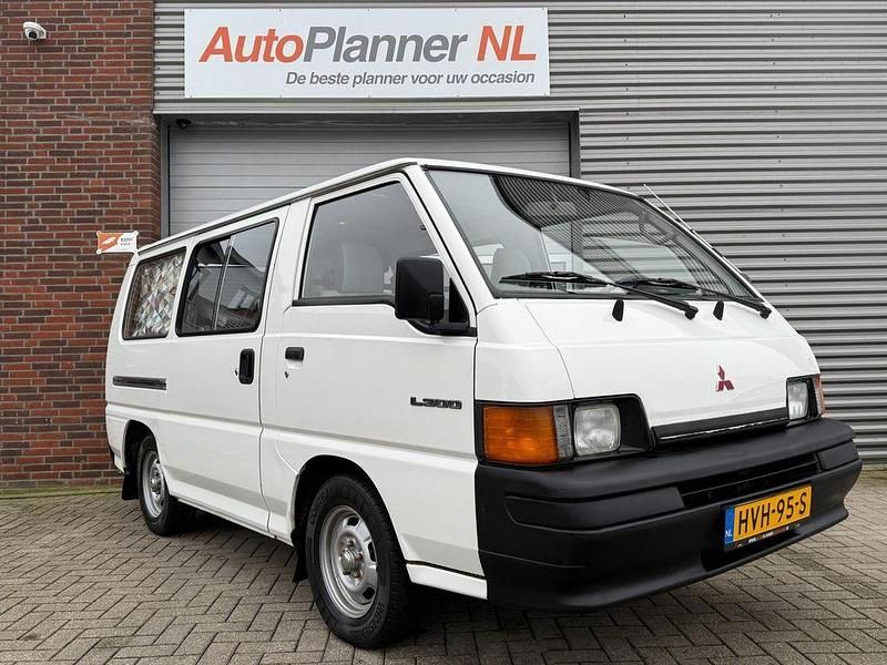 Gebraucht Mitsubishi L 69 PS (50 kW) 1994 Weiß Van / Kleinbus