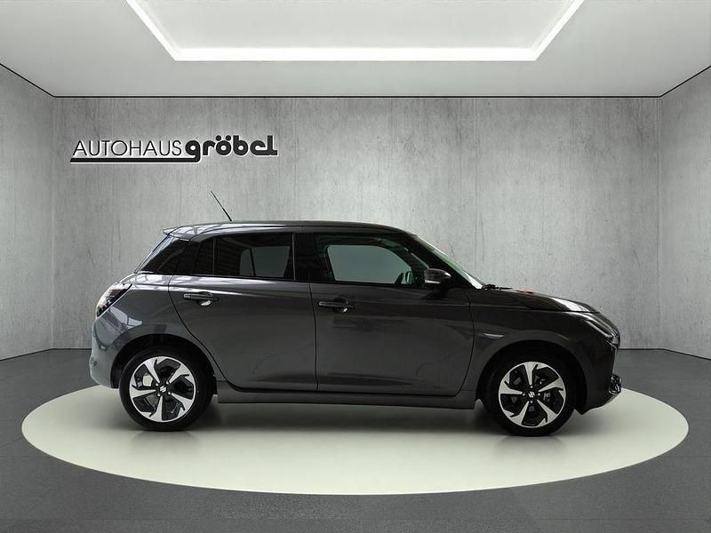 Gebraucht Suzuki Swift Comfort+ 83 PS (61 kW) 2024 Mineral gray met. Kleinwagen