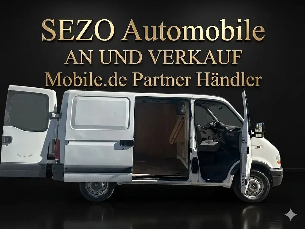 Second-hand Renault Master 2001 Alb Monovolum