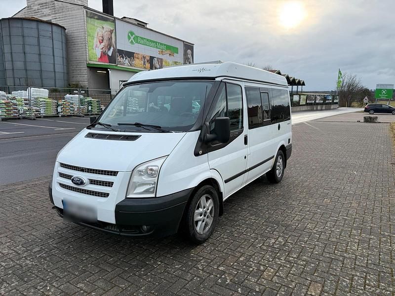 Gebraucht Ford Transit Nugget 140 PS (102 kW) 2013 Weiß Van / Kleinbus
