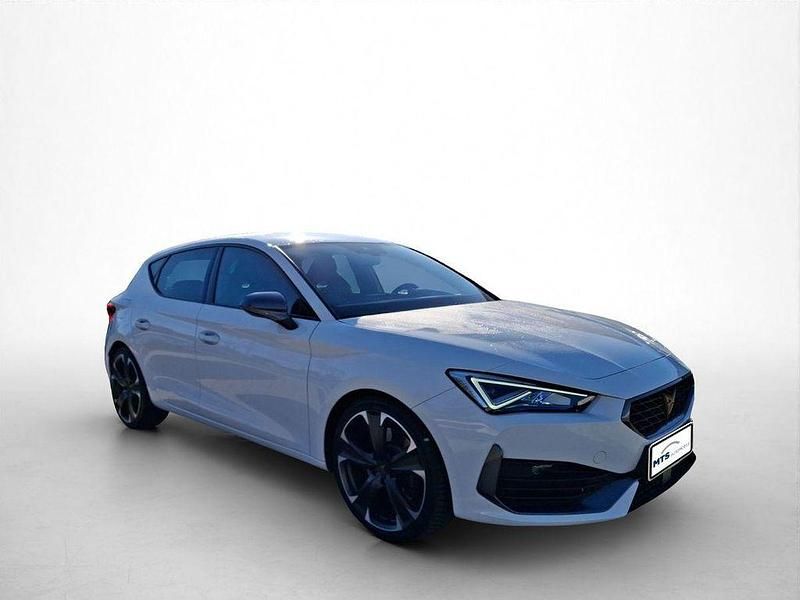 Gebraucht Cupra Leon VZ3 300 PS (220 kW) 2022 Weiß Limousine
