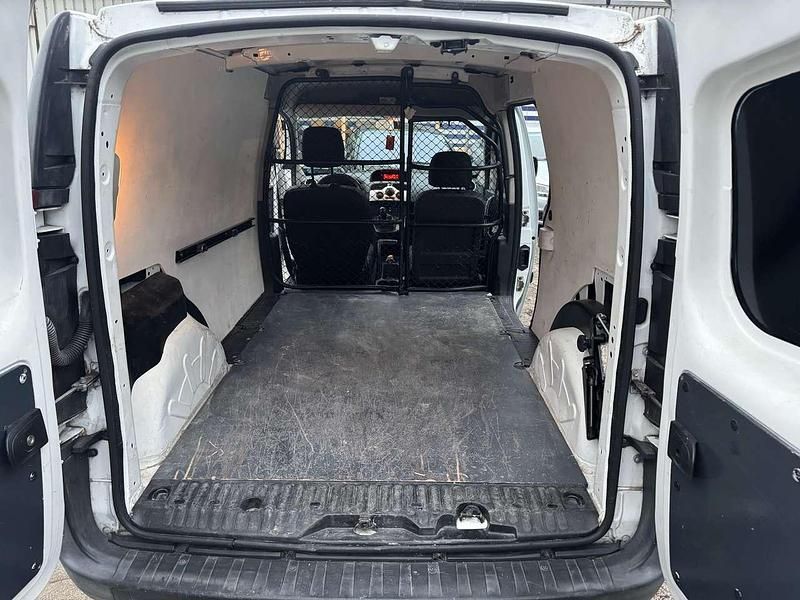 Gebraucht Renault Kangoo Expression 90 PS (66 kW) 2011 Weiß Van / Kleinbus