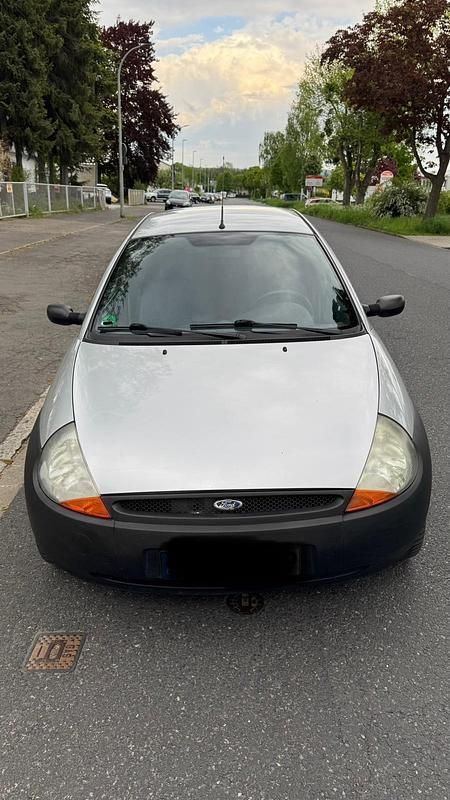 Grau Gebraucht 2003 Ford Ka Kleinwagen | 1.150 € (Etwas zu teuer) - Bild 1/4