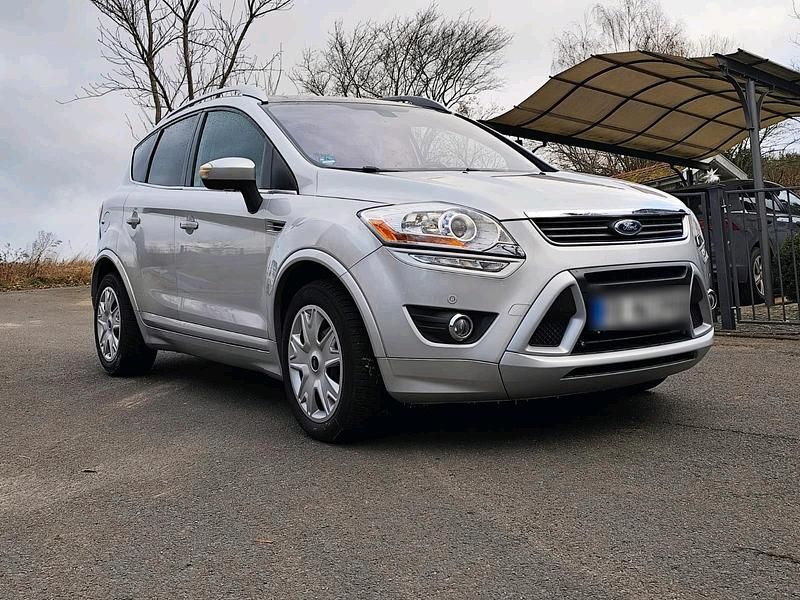 Gebraucht Ford Kuga Individual 136 PS (100 kW) 2012 Silber SUV