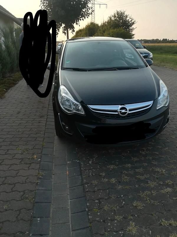 Gebraucht Opel Corsa 87 PS (63 kW) 2012 Schwarz Kleinwagen