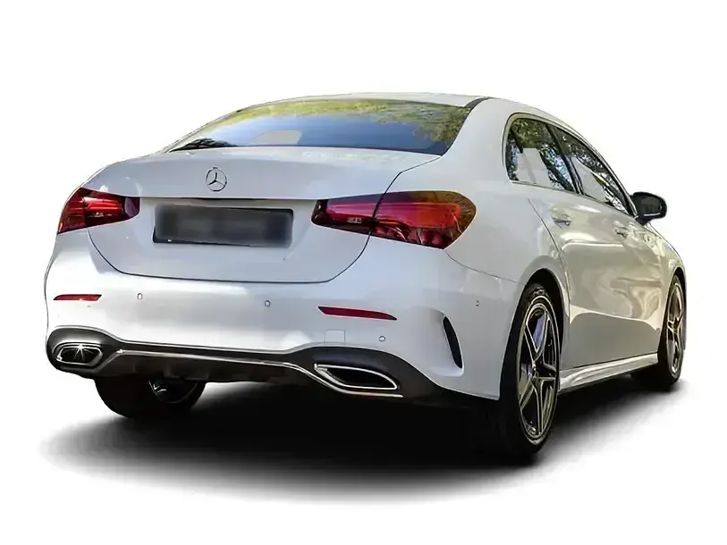Gebraucht Mercedes A180 AMG 2025 Weiss Limousine