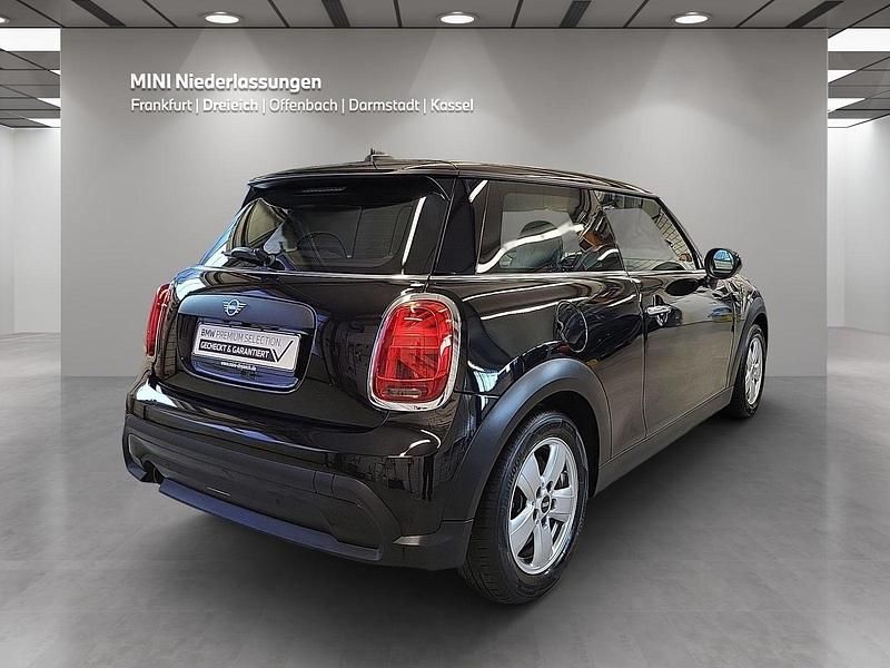 Second-hand Mini ONE 102 CP (75 kW) 2022 Negru Hatchback