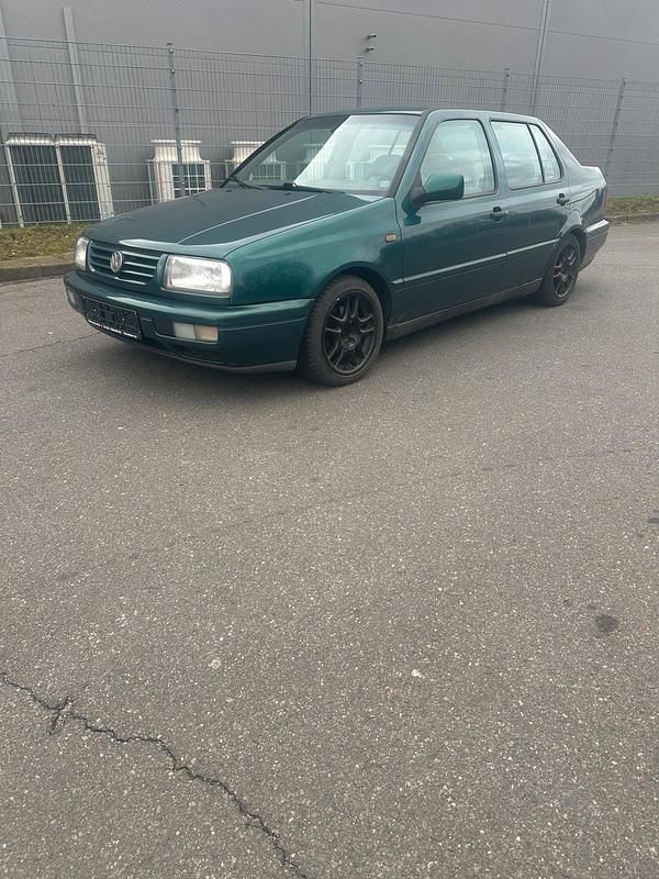 Grün Gebraucht 1997 VW Vento Limousine | 1.800 € (Superpreis) - Bild 1/4