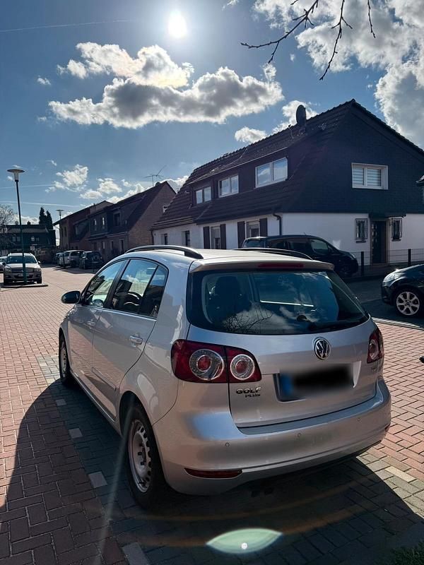 Gebraucht VW Golf VI 122 PS (89 kW) 2009 Silber Kleinwagen
