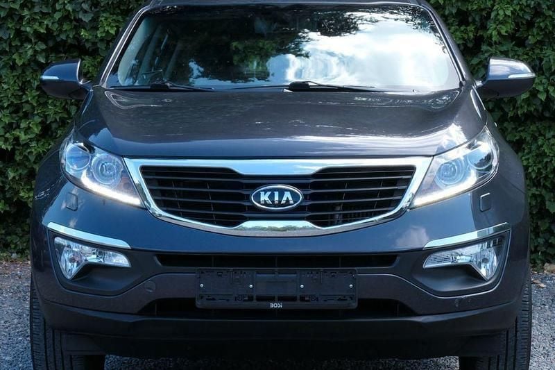 Grau Gebraucht 2010 Kia Sportage Vision SUV | 7.500 € (Fairer Preis) - Bild 1/3