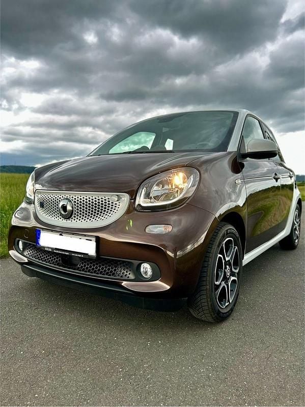Gebraucht Smart ForFour Electric Drive 60 kW (82 PS) 2018 Braun Kleinwagen