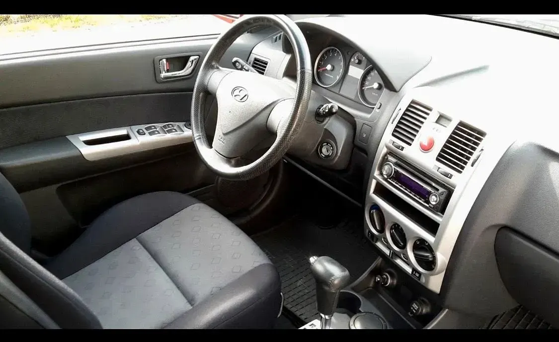 Gebraucht Hyundai Getz 96 PS (70 kW) 2006 Rot Kleinwagen