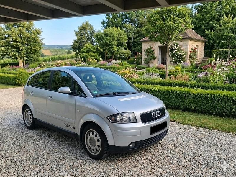 Gebraucht Audi A2 75 PS (55 kW) 2002 Silber Kleinwagen