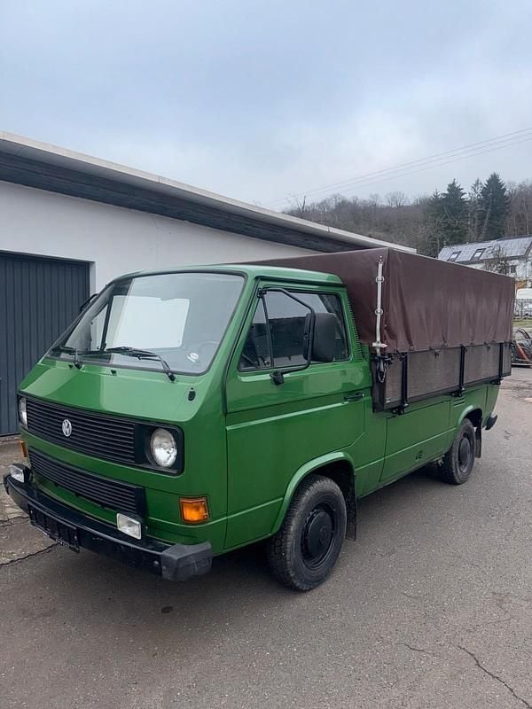 Grün Gebraucht 1990 VW T3 Van | 23.000 € - Bild 1/4