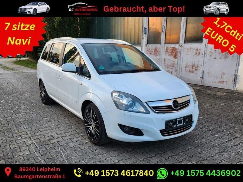 Weiß Gebraucht 2012 Opel Zafira Family Van / Kleinbus | 1.999 € (Fairer Preis) - Bild 1/4