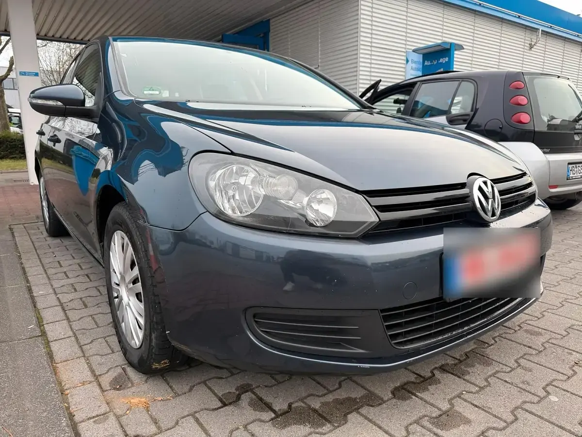 Gebraucht VW Golf VI 80 PS (58 kW) 2009 Blau Kleinwagen