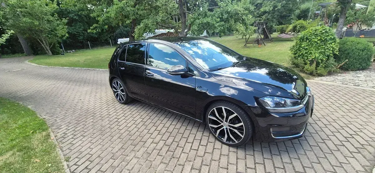 Gebraucht VW Golf VII Edition 150 PS (110 kW) 2015 Schwarz Limousine