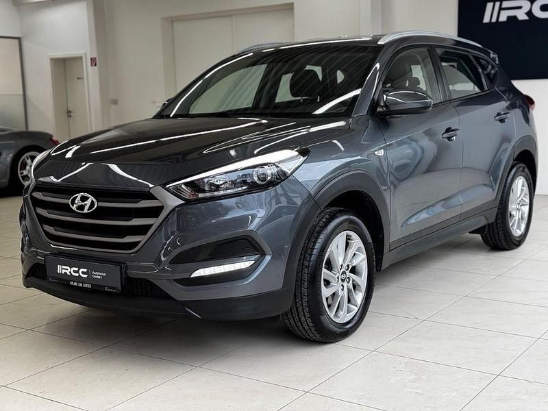 Grau Gebraucht 2018 Hyundai Tucson Classic SUV | 13.940 € (Guter Preis) - Bild 1/4