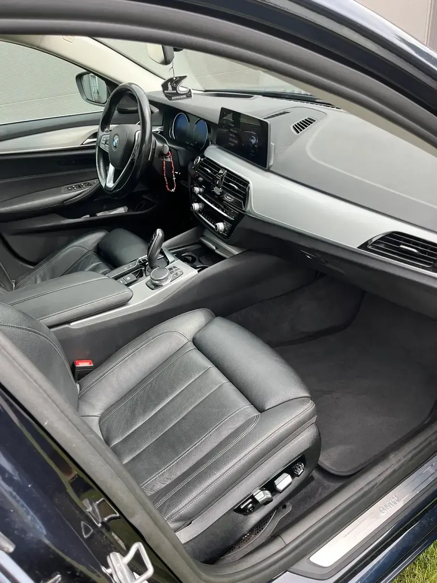 Gebraucht BMW 540 Sport Line 320 PS (235 kW) 2017 Kombi