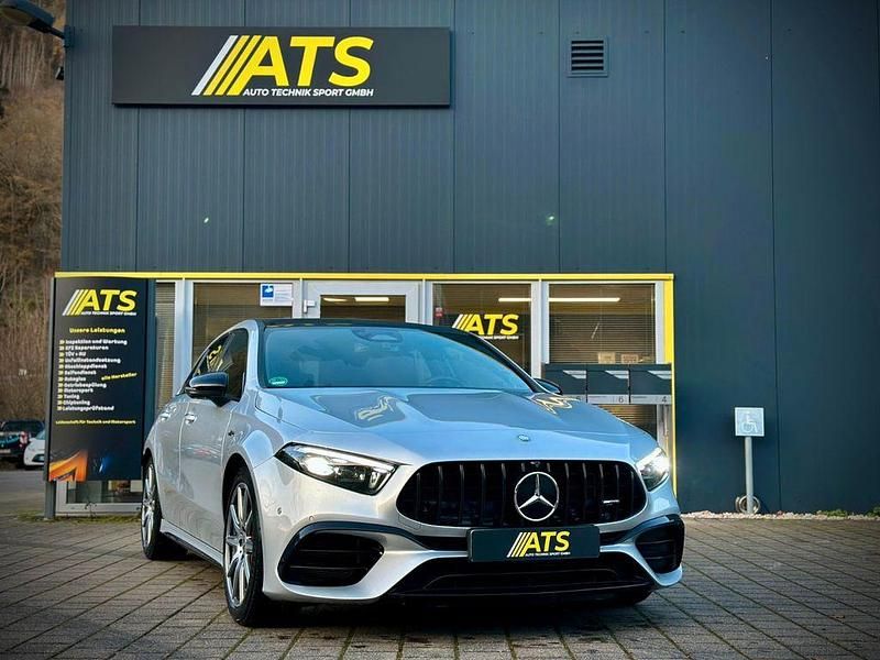 Silber Gebraucht 2023 Mercedes A45 AMG AMG Limousine | 53.450 € (Fairer Preis) - Bild 1/4