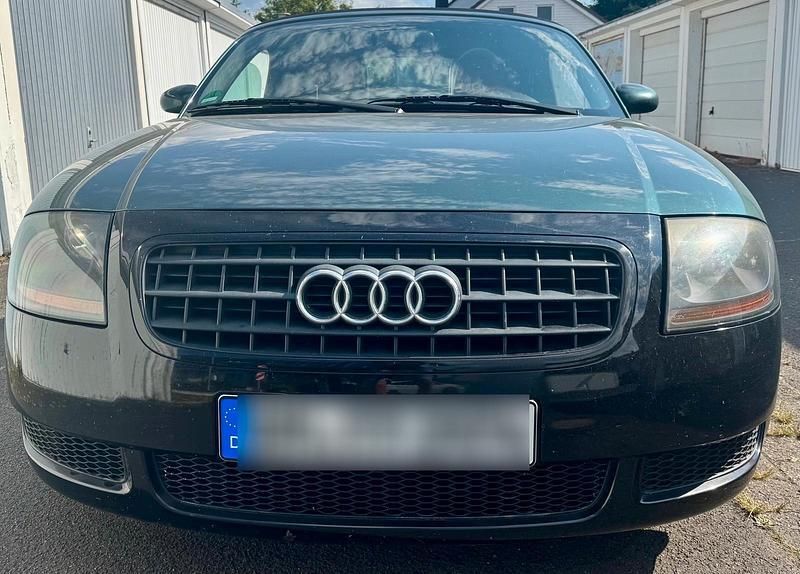 Grün Gebraucht 2001 Audi TT Roadster Cabrio | 4.222 € (Fairer Preis) - Bild 1/4