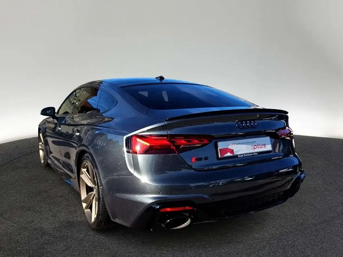 Gebraucht Audi RS5 450 PS (330 kW) 2023 Daytonagrau perleffekt Coupé