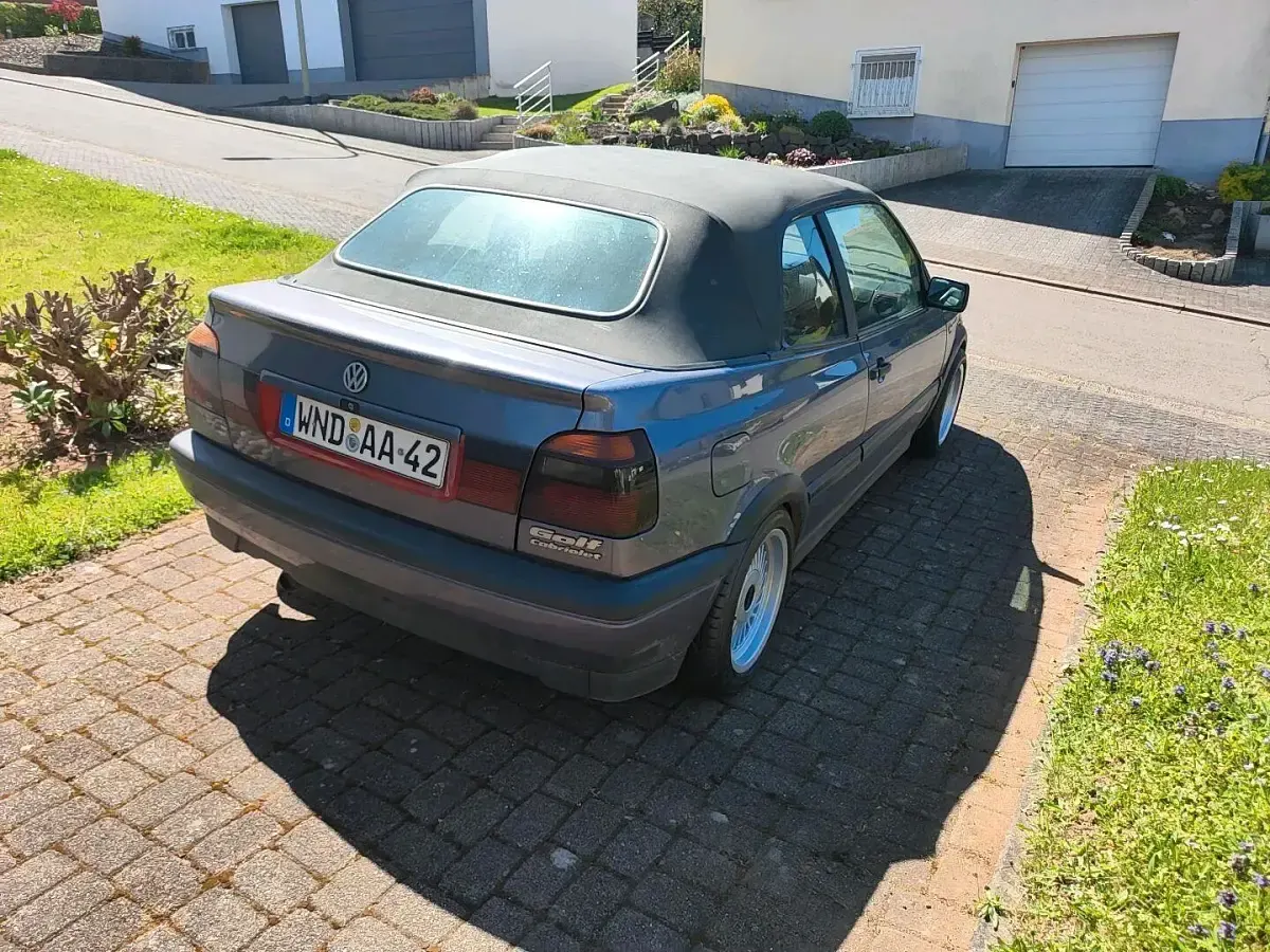 Gebraucht VW Golf Cabriolet 90 PS (66 kW) 1993 Violet Cabrio