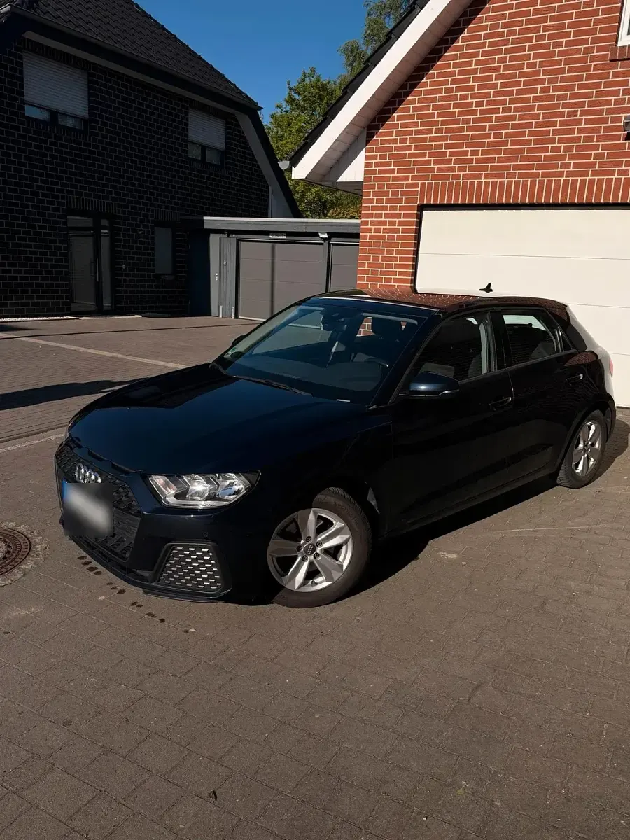 Usata Audi A1 116 CV (85 kW) 2019 Blu SUV
