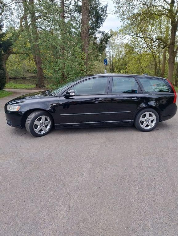 Gebraucht Volvo V50 109 PS (80 kW) 2009 Schwarz Kombi