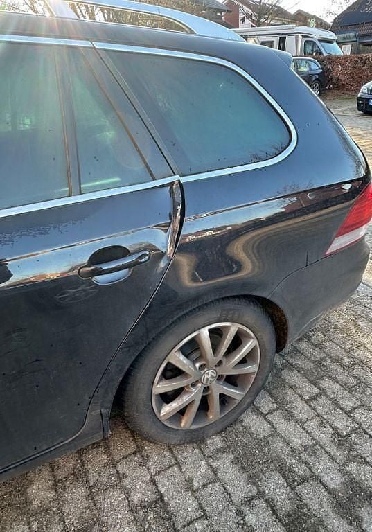 Gebraucht VW Golf VI Comfortline 105 PS (77 kW) 2010 Schwarz Kleinwagen