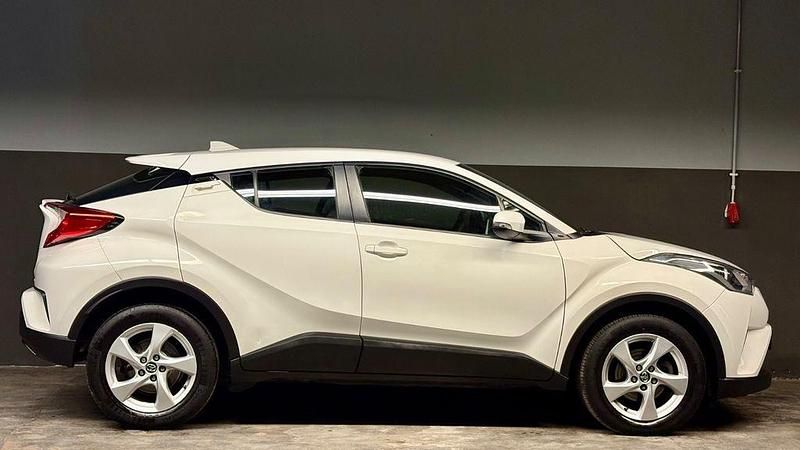 Gebraucht Toyota C-HR 116 PS (85 kW) 2019 Weiß SUV